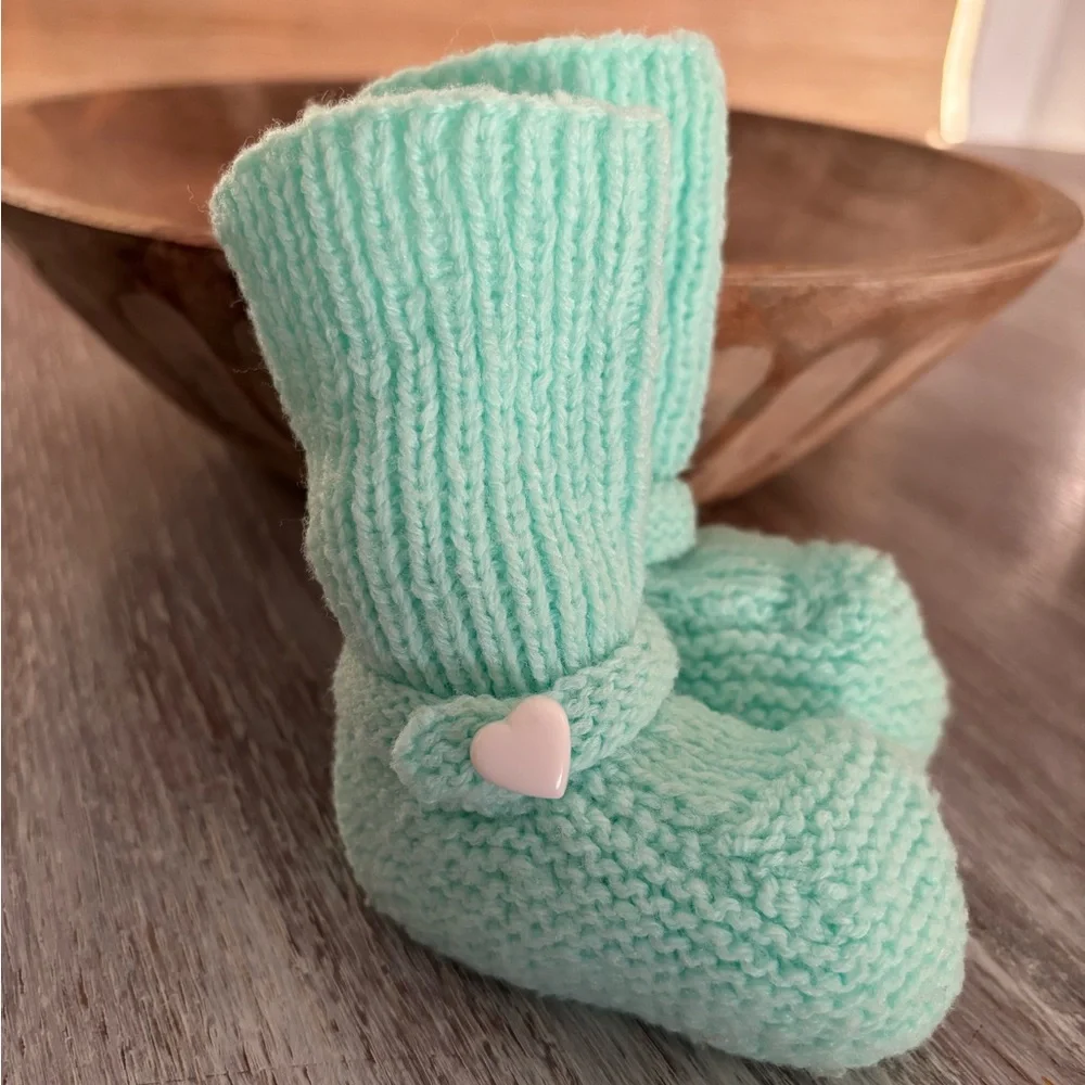 🎀👼 Vintage Knitted Handmade Baby Booties